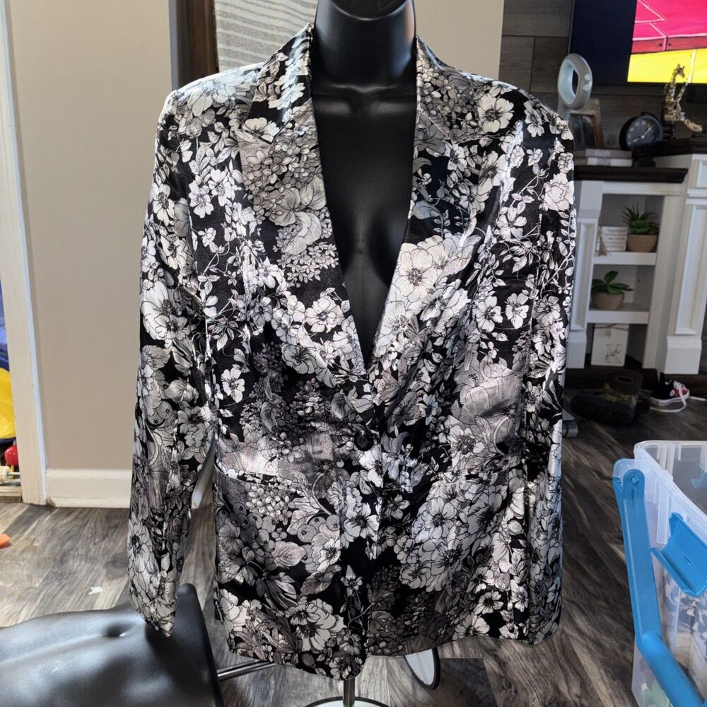 T.Milano Blazer  Size 14 Regular Pre Owned In Great Condition